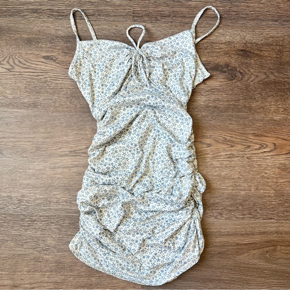 Windsor Dresses & Skirts - Windsor Floral Ruched Mini Dress